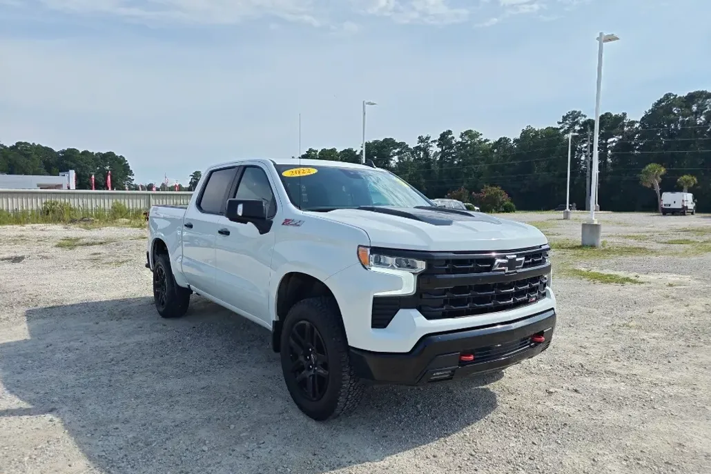2022 Chevrolet Silverado 1500 LT Trail Boss photo 1