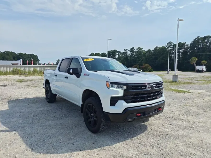 2022 Chevrolet Silverado 1500 LT Trail Boss photo 1