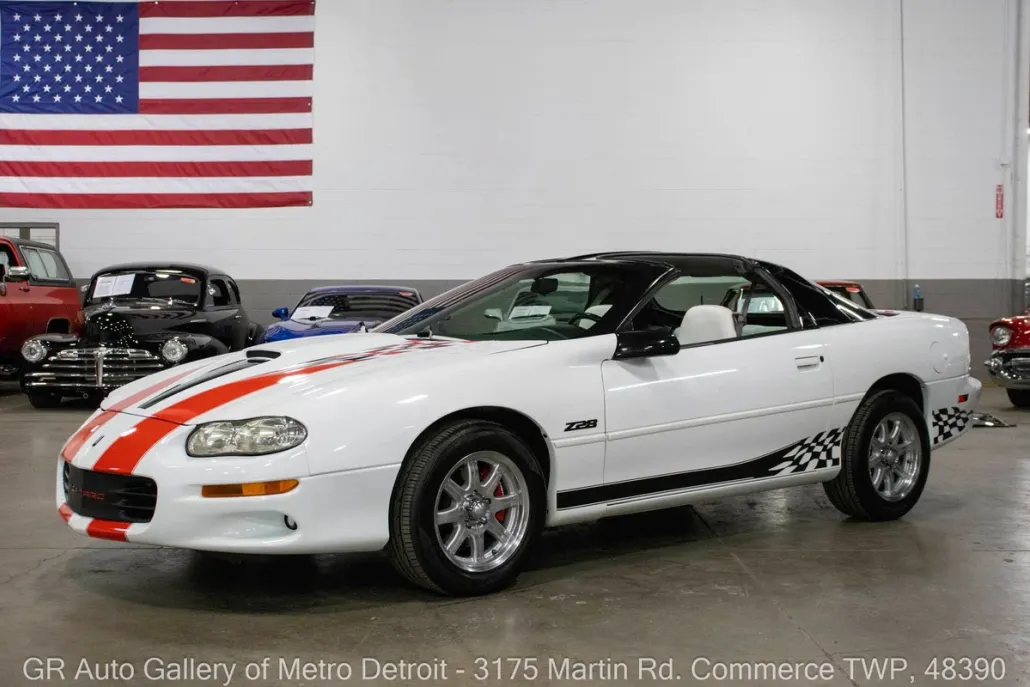 1999 Chevrolet Camaro Sport Coupe photo 1