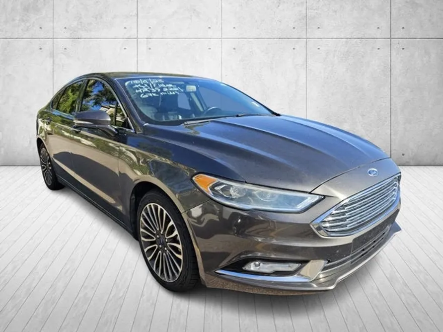 2017 Ford Fusion SE photo 1