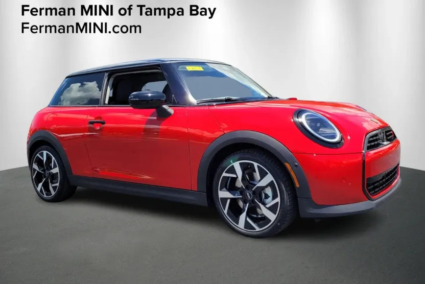 2025 Mini Cooper 2 Door Hardtop Signature photo 1