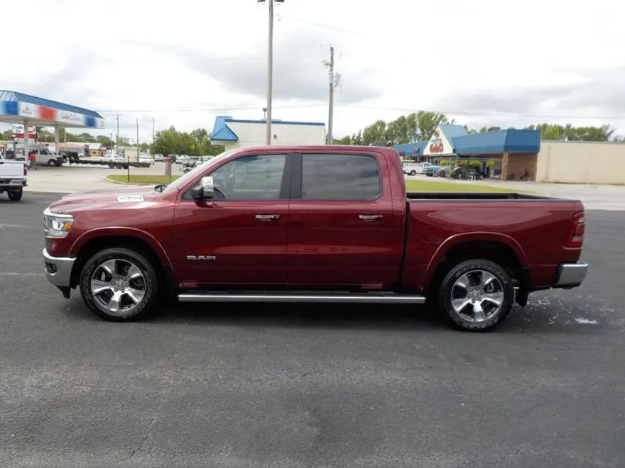 2019 Ram 1500 Laramie photo 1
