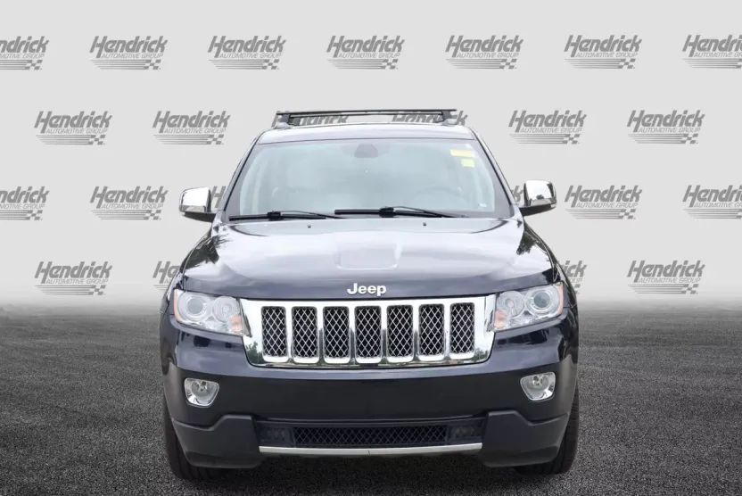 2011 Jeep Grand Cherokee Limited photo 1