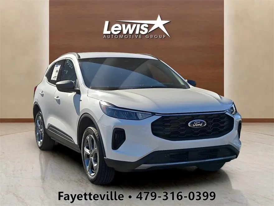 2025 Ford Escape ST-Line photo 1