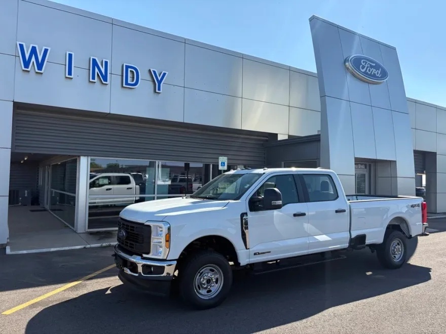 2026 Ford F-250 photo 1