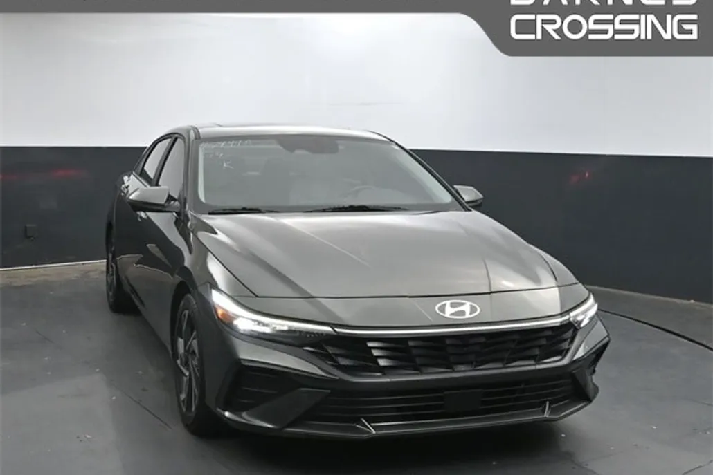 2024 Hyundai Elantra Limited photo 1
