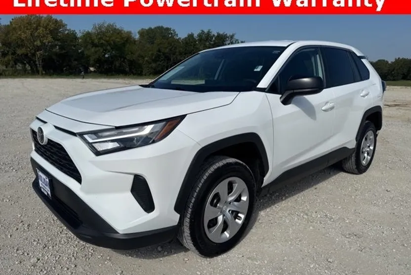 2025 Toyota RAV4 LE photo 1