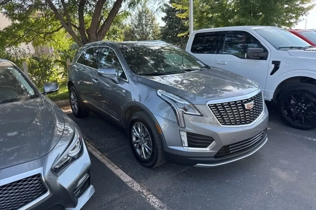 2022 Cadillac XT5 Premium Luxury photo 1