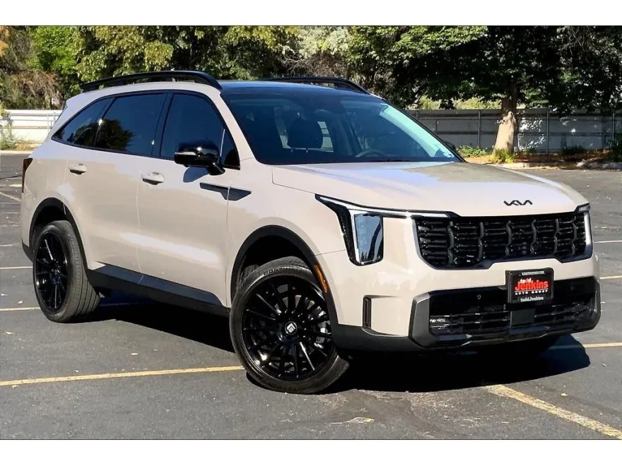 2025 Kia Sorento X-Line SX photo 1