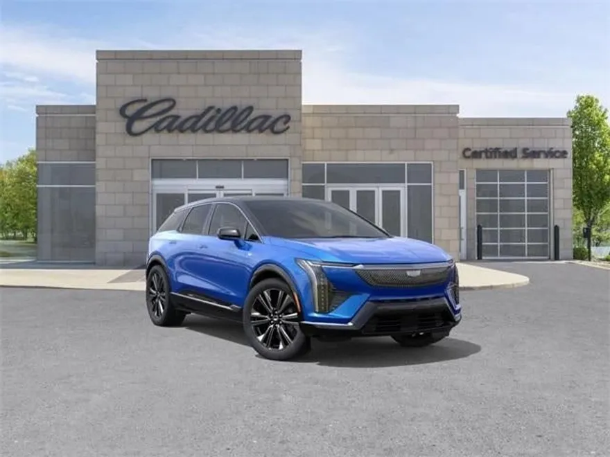 2025 Cadillac Optiq Luxury photo 1