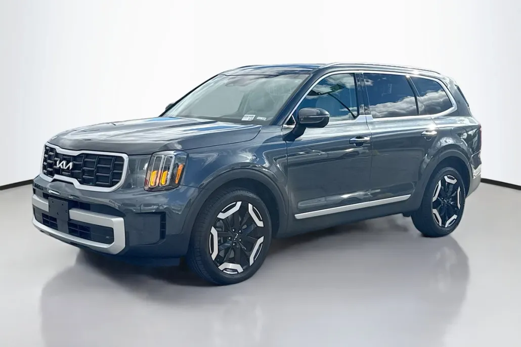 2024 Kia Telluride S photo 1