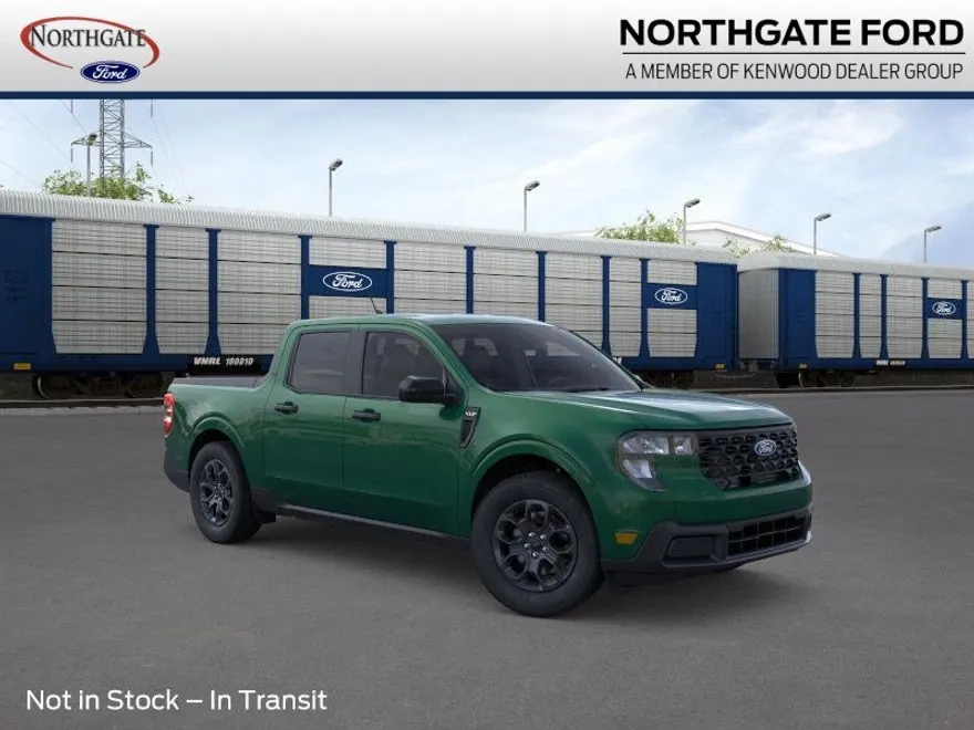 2025 Ford Maverick XLT photo 1