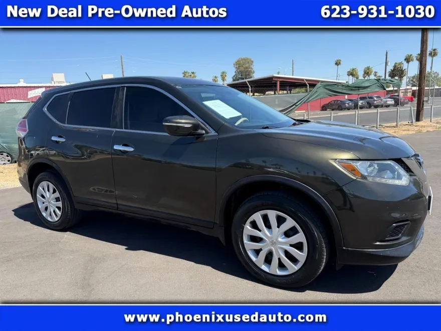 2015 Nissan Rogue SV AWD photo 1
