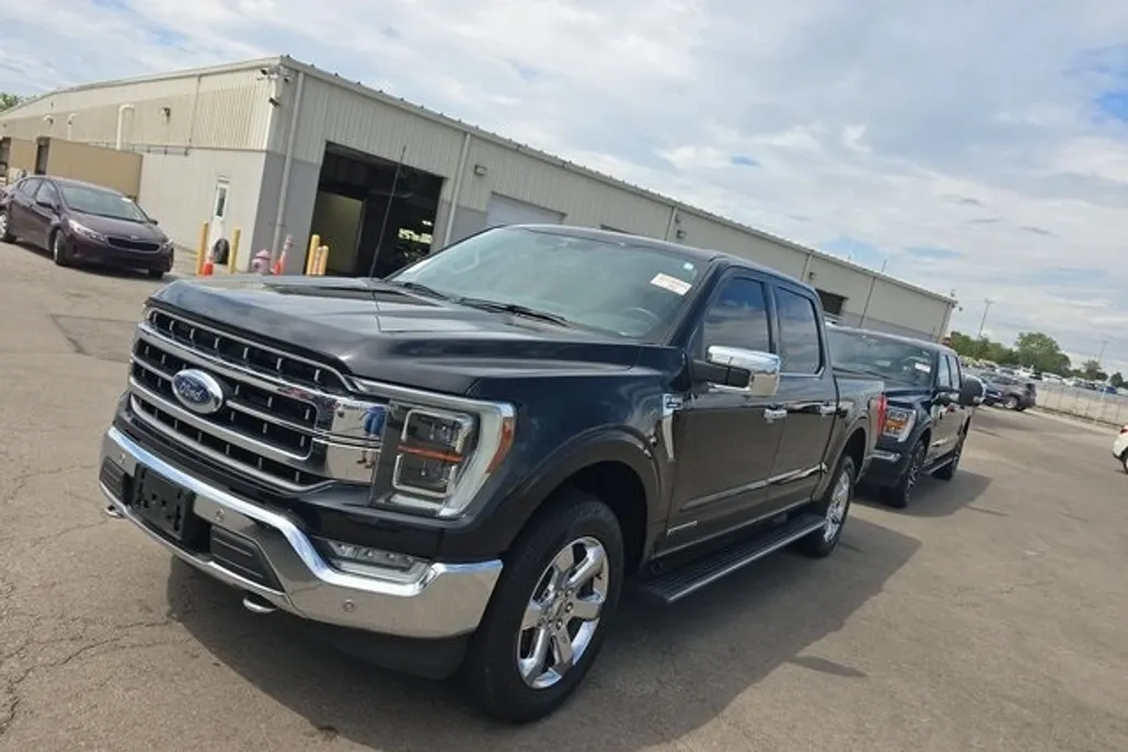 2022 Ford F-150 Lariat photo 1