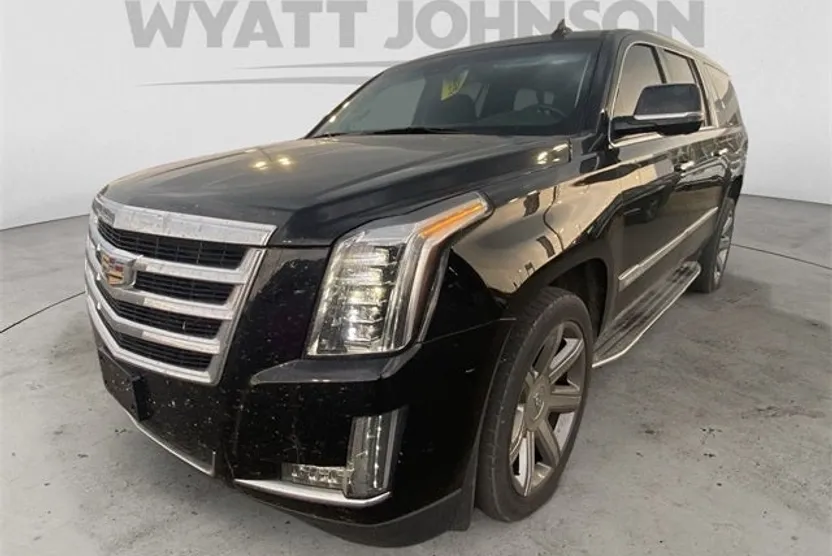 2018 Cadillac Escalade ESV Luxury photo 1