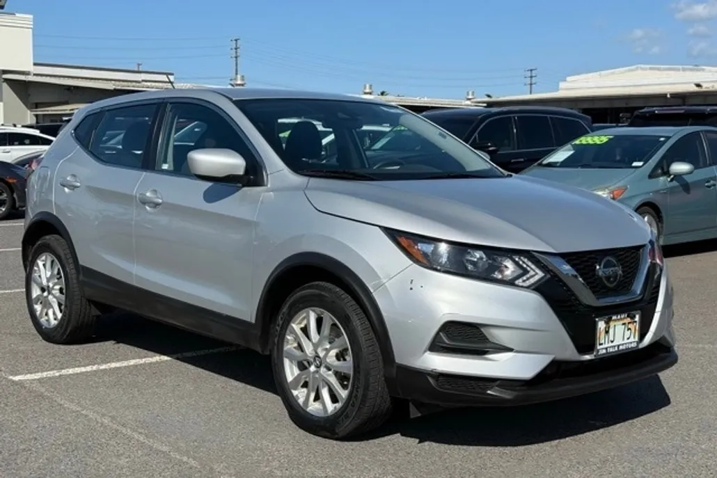2022 Nissan Rogue Sport S photo 1