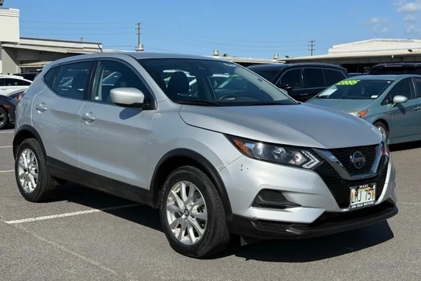 2022 Nissan Rogue Sport S photo 1