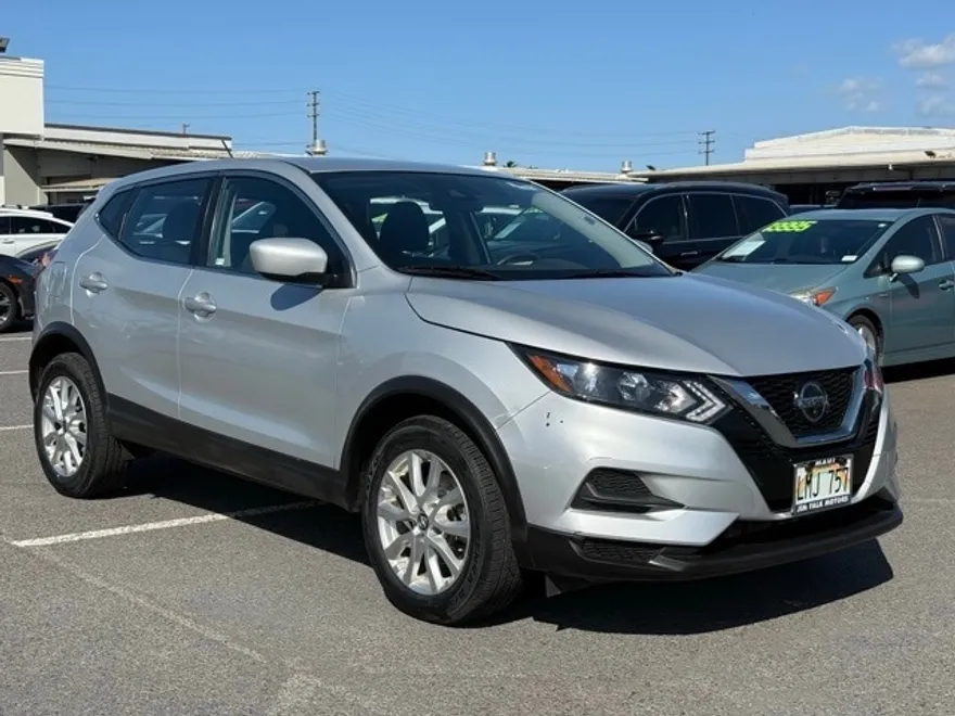 2022 Nissan Rogue Sport S photo 1