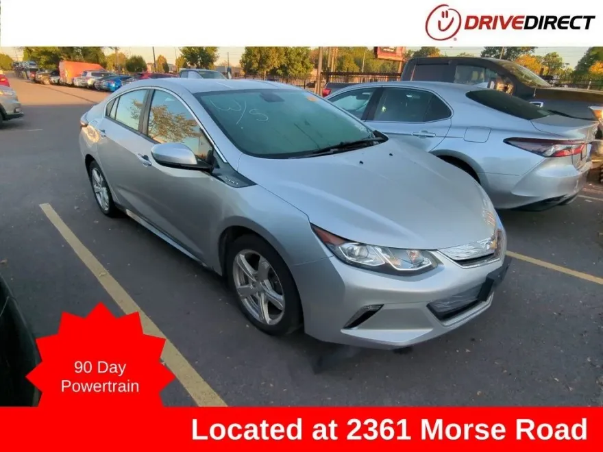 2017 Chevrolet Volt LT photo 1