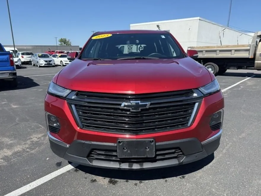 2023 Chevrolet Traverse Cloth photo 1
