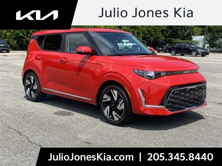 2025 Kia Soul GT-Line photo 1
