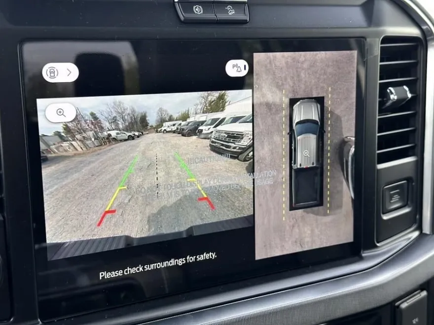 2025 Ford F-250 photo 30