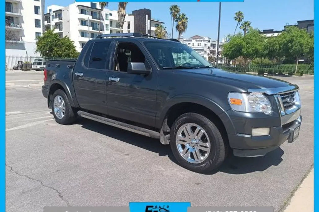 2010 Ford Explorer Sport Trac Limited photo 1