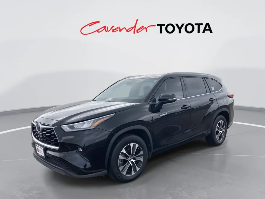 2020 Toyota Highlander Hybrid XLE photo 1
