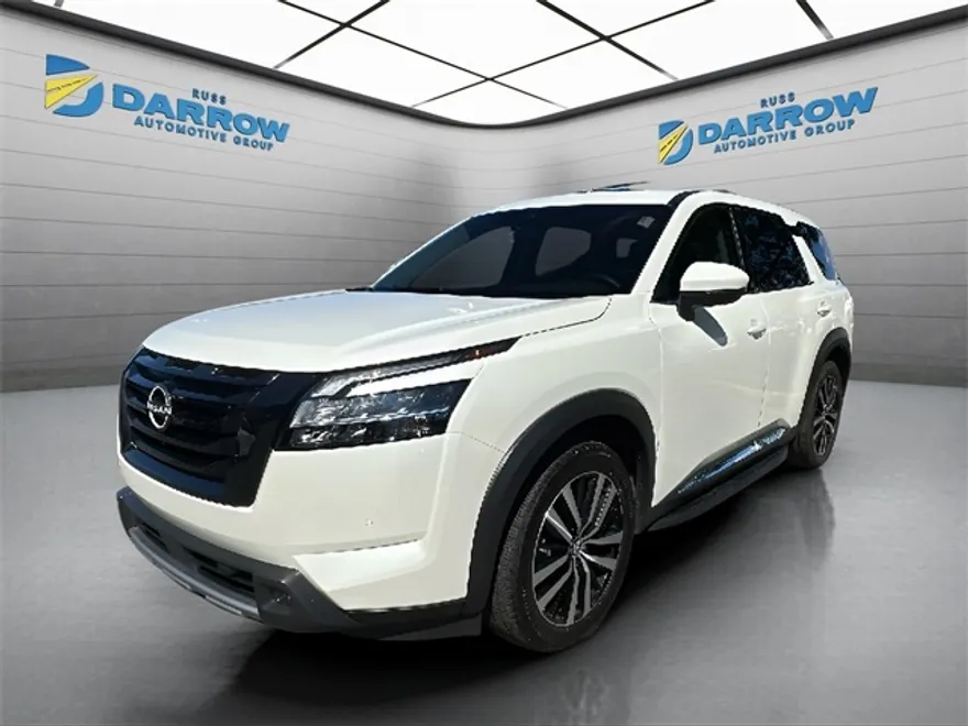2023 Nissan Pathfinder Platinum photo 1