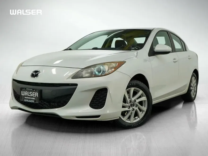 2013 Mazda Mazda3 Touring photo 1