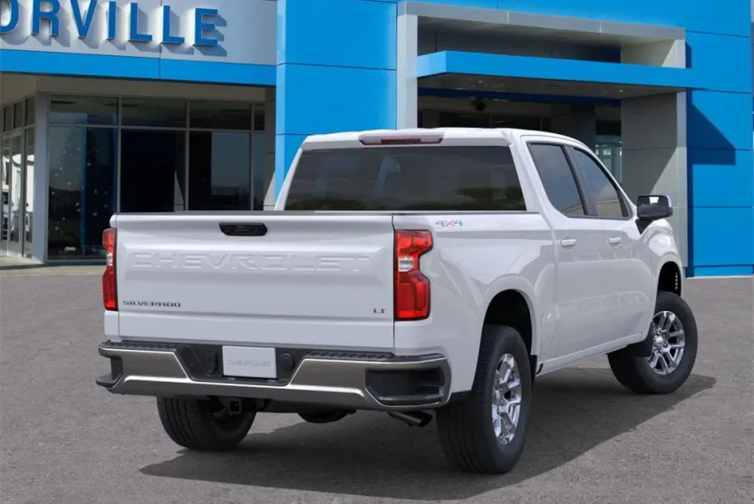 2026 Chevrolet Silverado 1500 LT photo 1