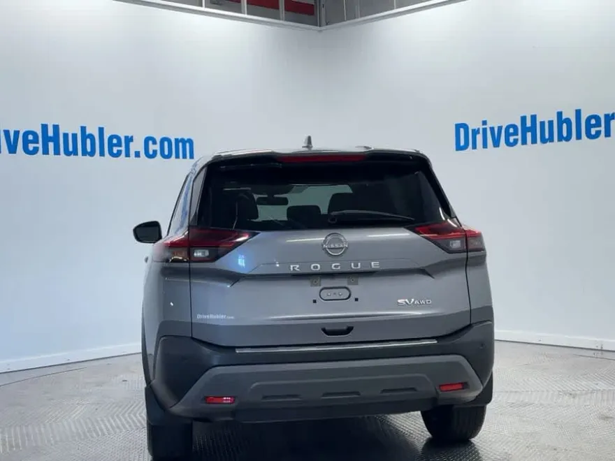 2023 Nissan Rogue SV photo 1