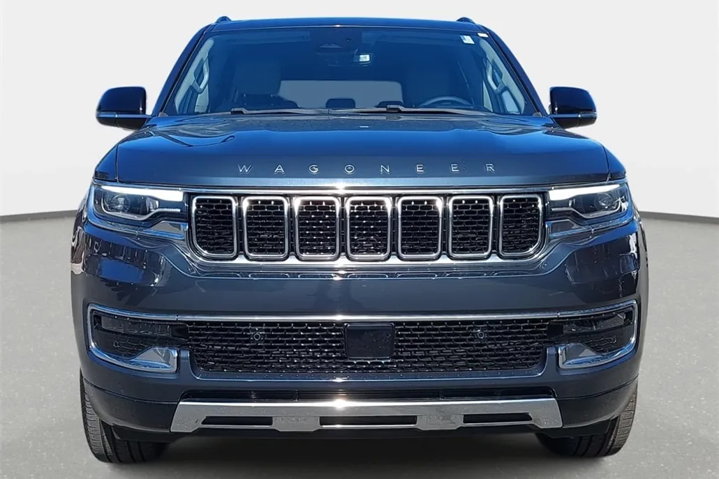2023 Jeep Wagoneer Series III photo 1