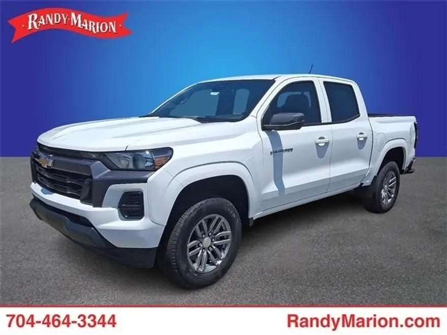 2025 Chevrolet Colorado Work Truck LT photo 1