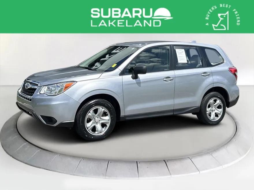 2016 Subaru Forester 2.5i photo 1