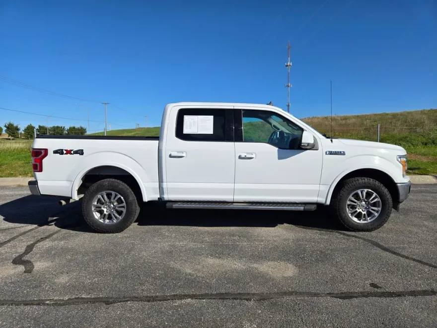 2019 Ford F-150 Lariat photo 1