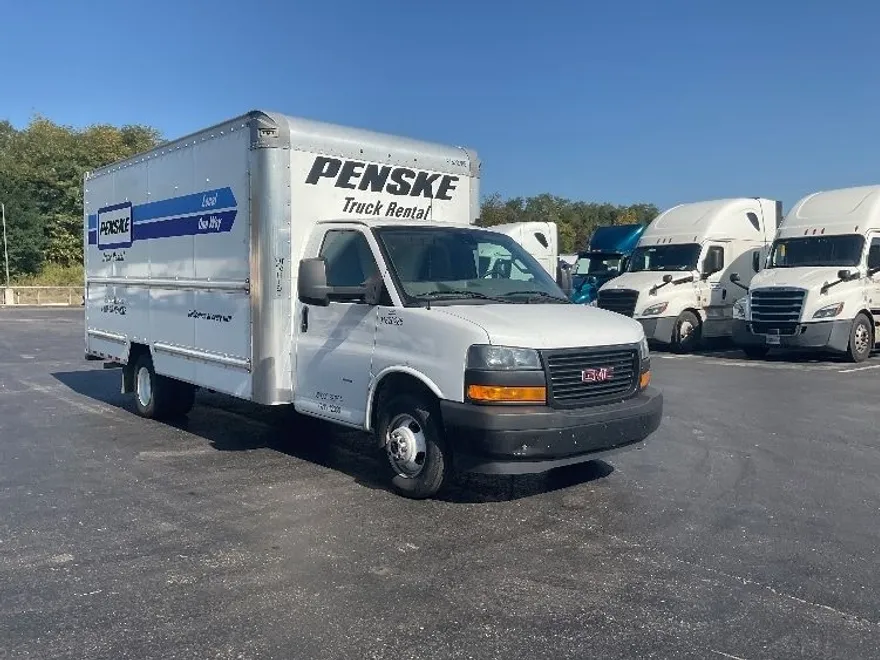 2021 Gmc Savana 3500 Cutaway photo 1