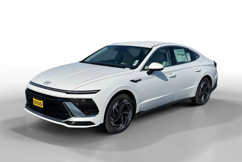 2026 Hyundai Sonata SEL Sport photo 1