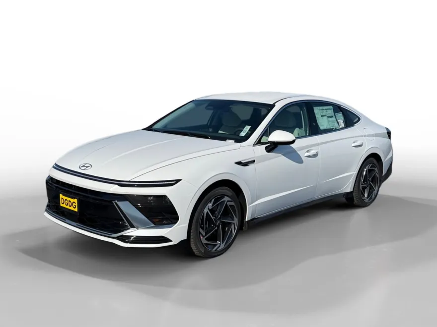 2026 Hyundai Sonata SEL Sport photo 1