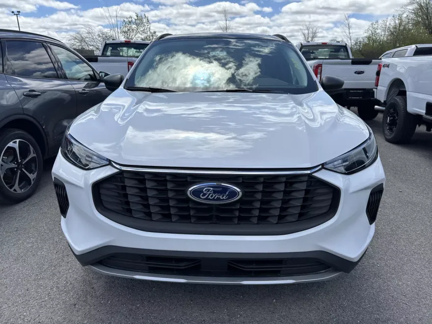 2025 Ford Escape Active photo 1