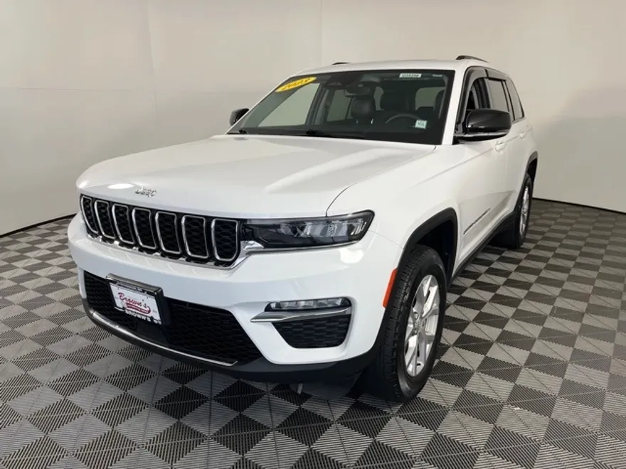 2023 Jeep Grand Cherokee Limited photo 1