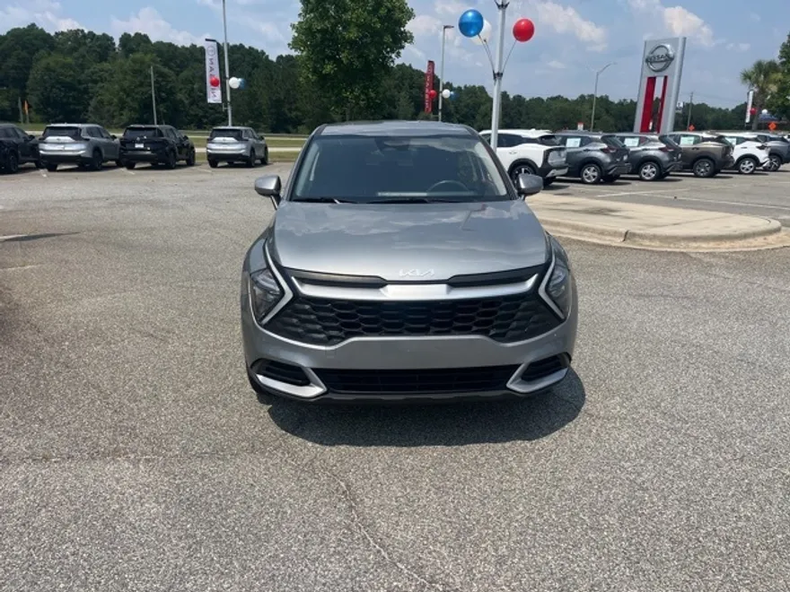 2023 Kia Sportage LX photo 1
