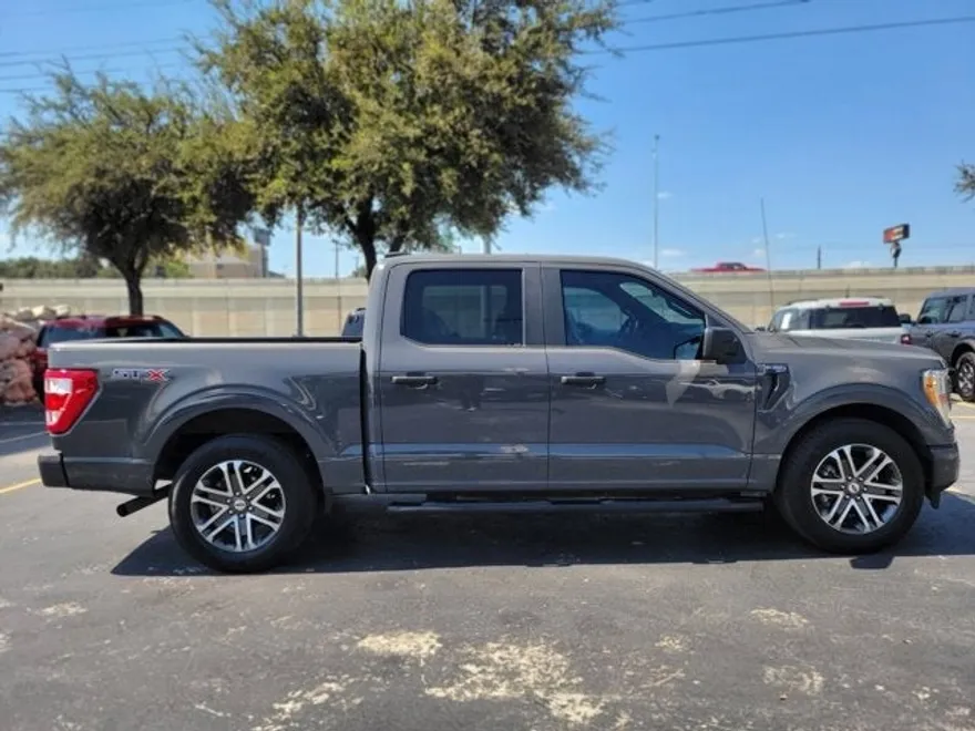 2021 Ford F-150 XL photo 1