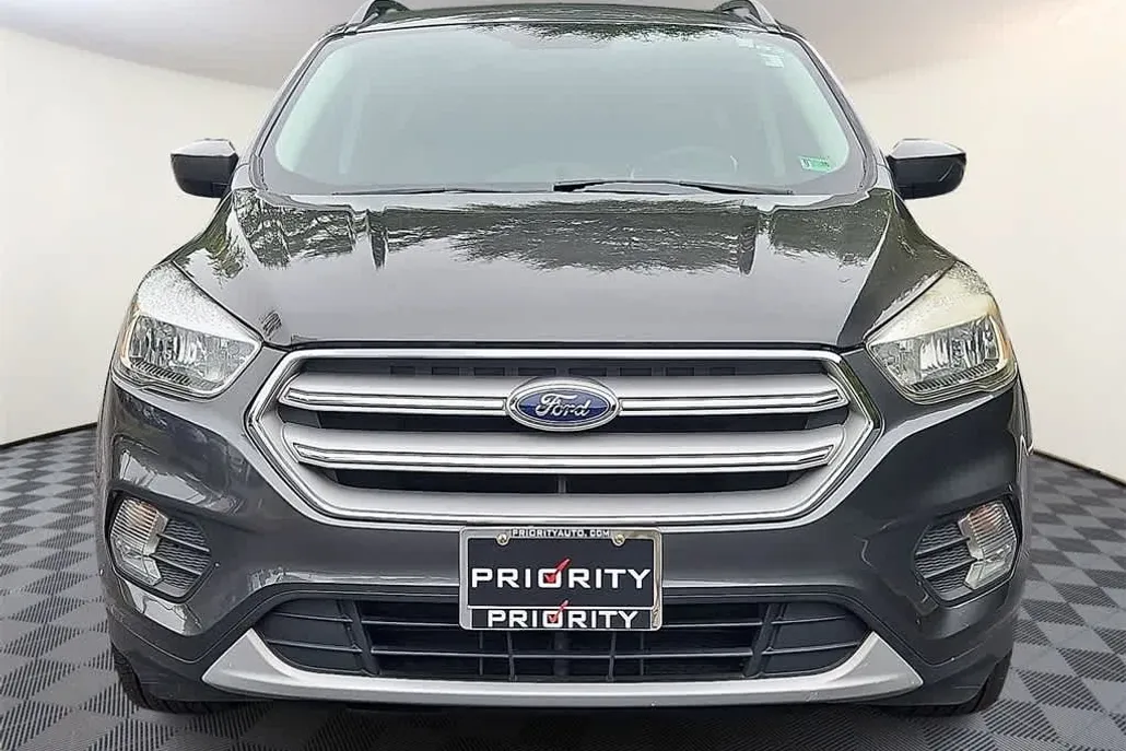 2018 Ford Escape SE photo 1