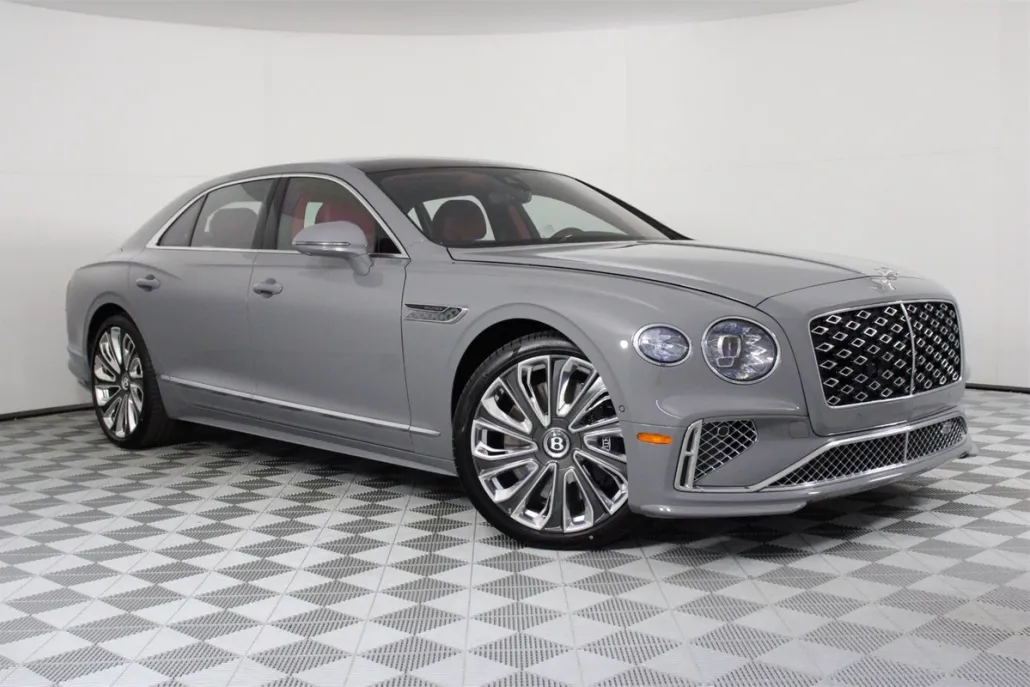 2025 Bentley Flying Spur Mulliner photo 1