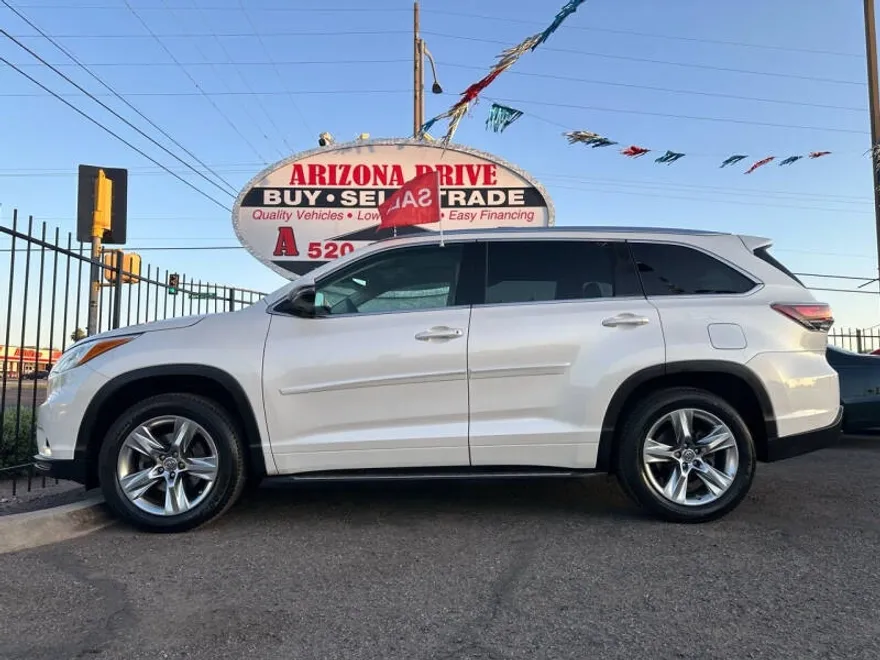 2014 Toyota Highlander Limited Platinum photo 1