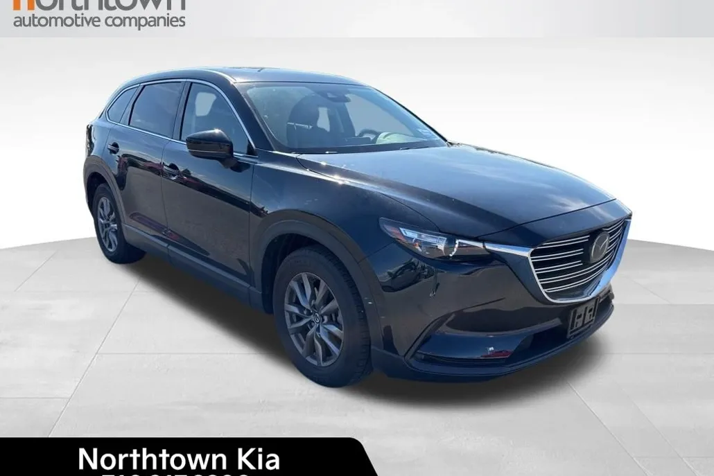 2023 Mazda CX-9 Touring photo 1