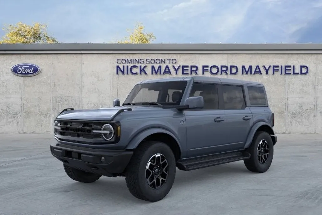 2025 Ford Bronco Outer Banks photo 1