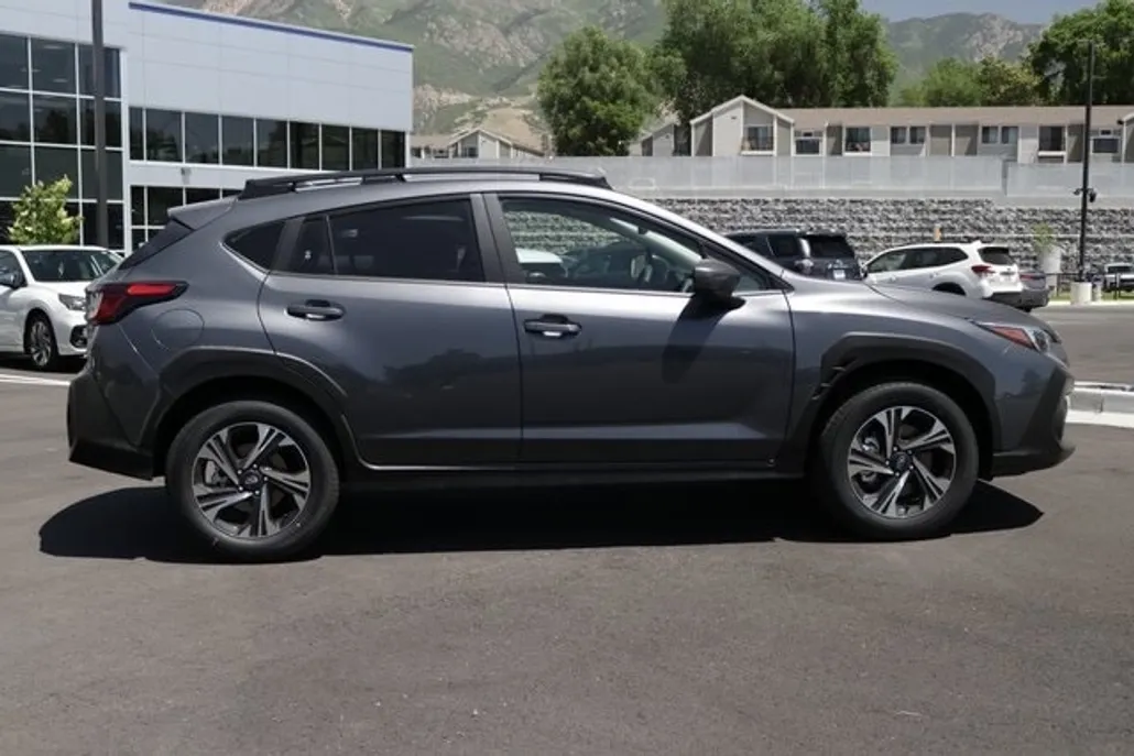 2025 Subaru Crosstrek Premium photo 1