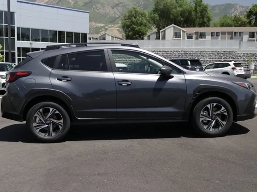 2025 Subaru Crosstrek Premium photo 1